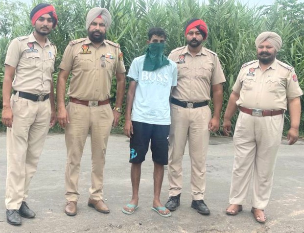 Saroa police arrested one with 20 grams of heroin